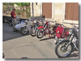 Les vieilles motos devant la Poste 2014