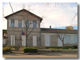 La mairie de Le Saumont