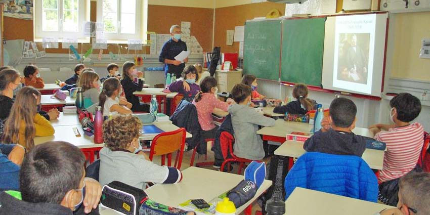 Le souvenir de France à l'école de Francescas