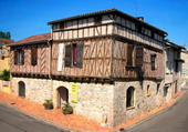 Le musée de boîtes en fer blanc