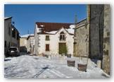 Francescas sous la neige - hiver 2012 - place de l'église