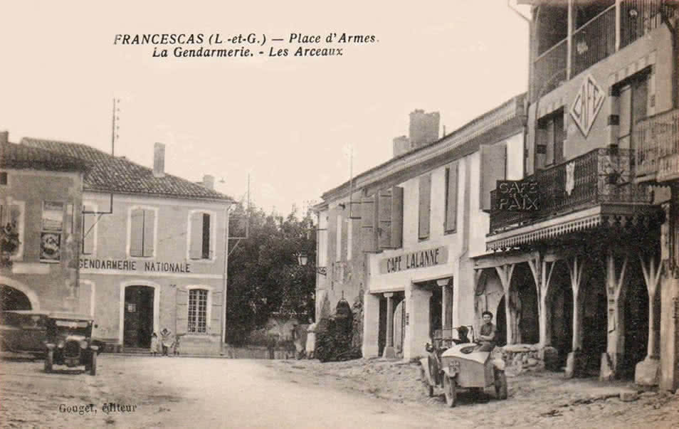 La Place des Armes entre 1910 et 1930