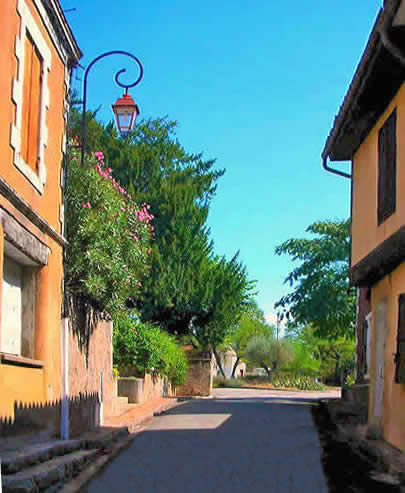 La rue Porte Neuve