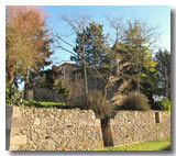 Une maison dans le village Puy-Fort-Eguille