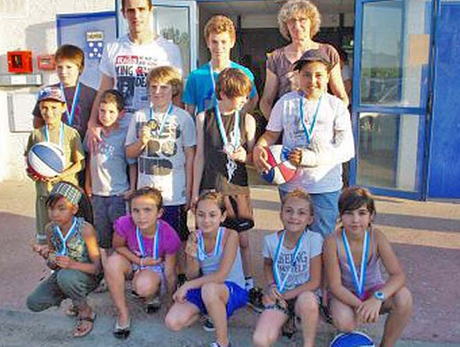 les jeunes du basket