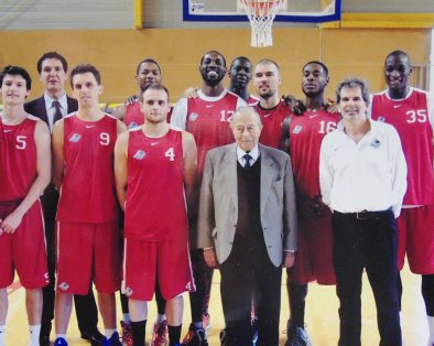 R. Soucaret et son équipe de basket